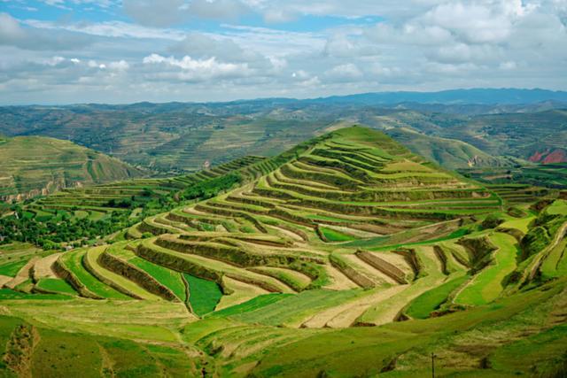 甘肃，神秘美丽的土地